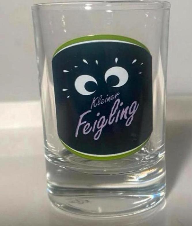 Klein shotglaasje van Kleiner Feigling. H. 6,5 cm., Ophalen of Verzenden, Zo goed als nieuw, Borrel- of Shotglas