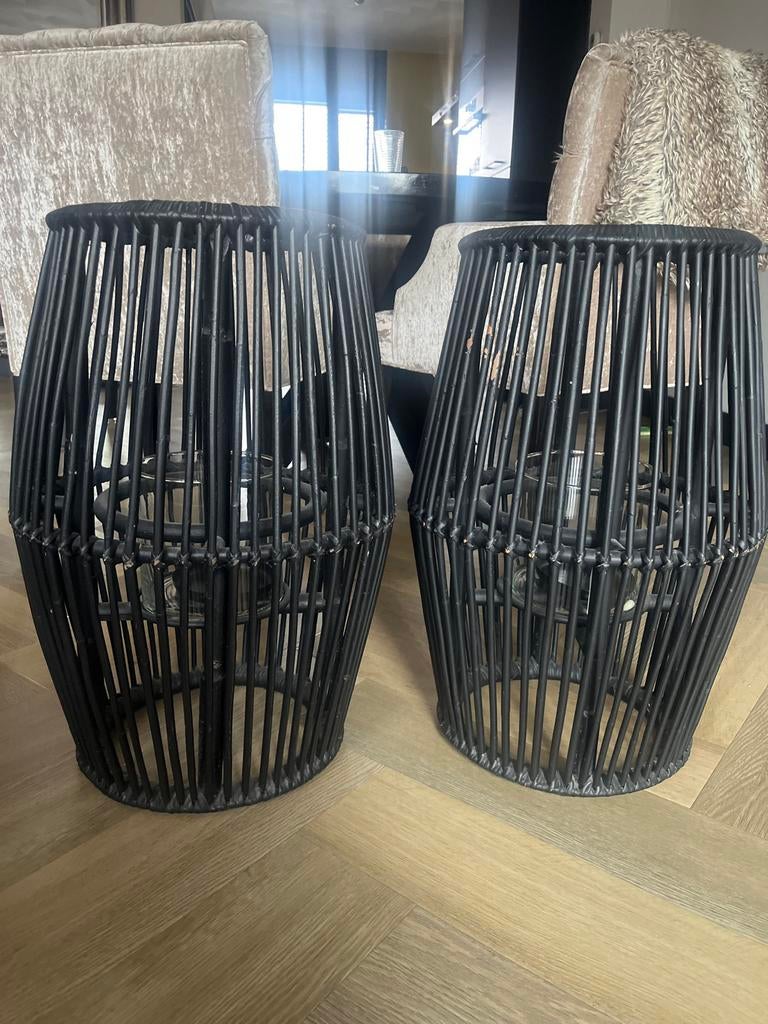 Grote Zwarte Windlichten met Glazen Vazen, Huis en Inrichting, Woonaccessoires | Kandelaars en Kaarsen, Ophalen, 25 tot 50 cm