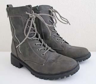 Laarzen, maat 39, bruin, half hoog, dikke zolen, zgan, Bruin, Lage of Enkellaarzen, Ophalen of Verzenden, Zo goed als nieuw