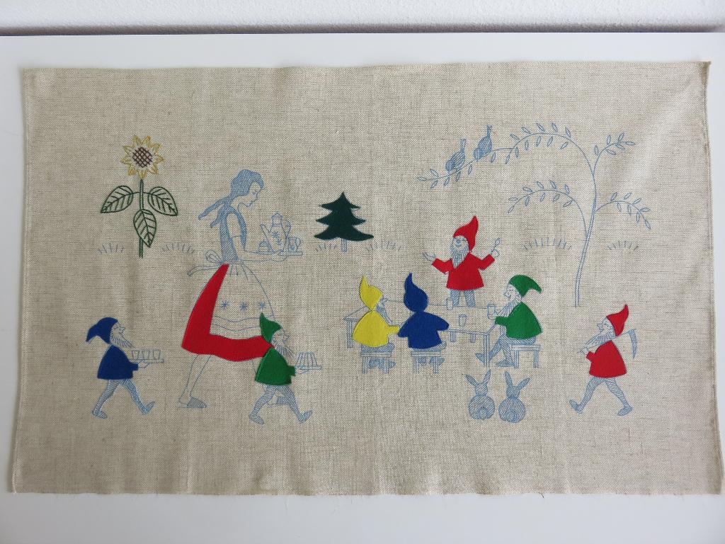 Vintage wandkleed sneeuwwitje en de zeven dwergen borduren, Ophalen of Verzenden, Zo goed als nieuw, Handborduren, Borduurpakket