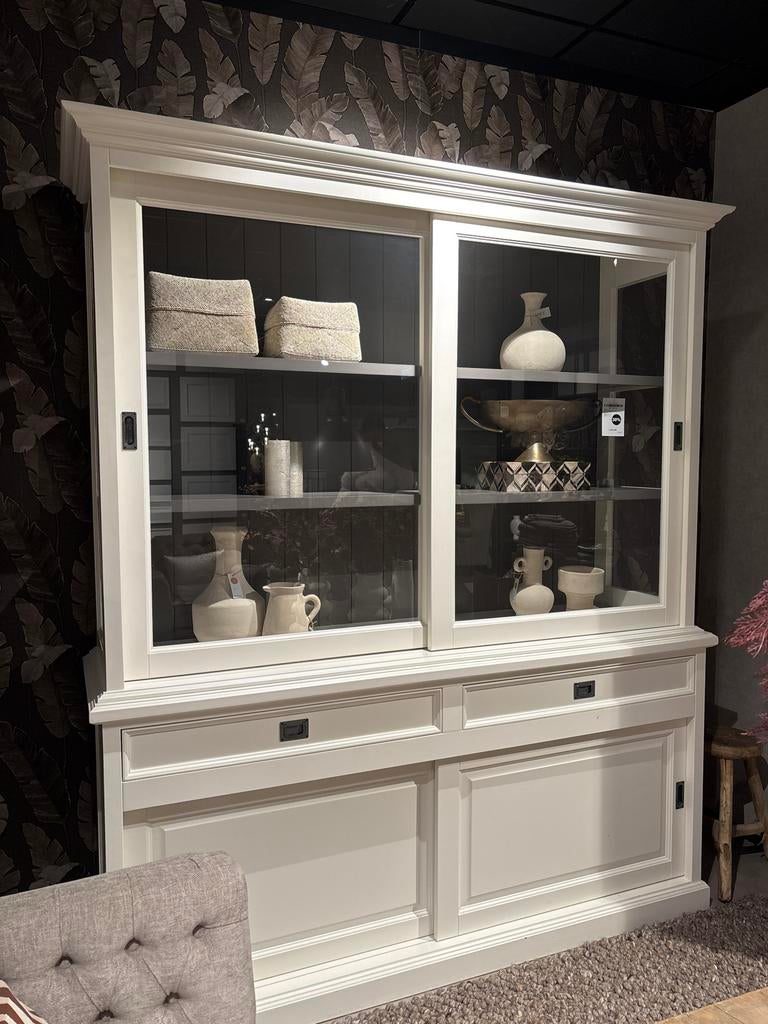 Nieuwe Buffetkast Showroommodel - RAL9010/Dark Grey, Huis en Inrichting, Kasten | Buffetkasten, Overige materialen, 200 cm of meer