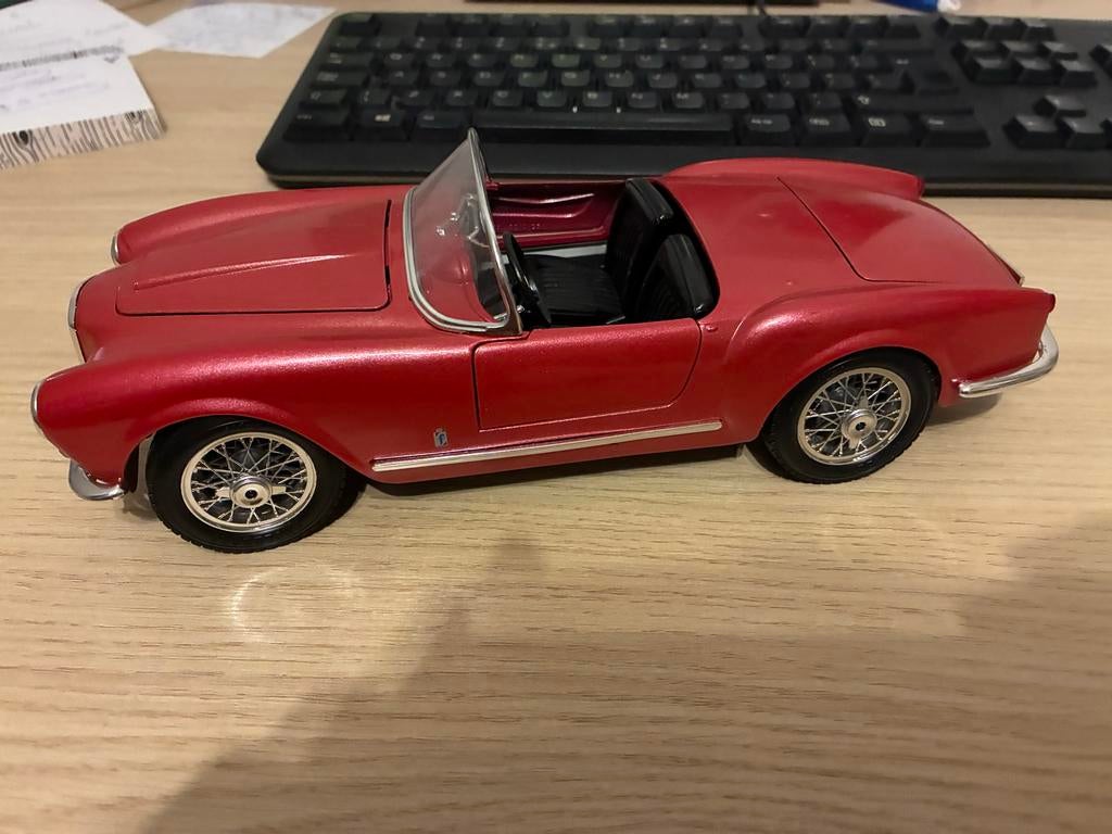 Rode Lancia Aurelia B24 Spider Modelauto, Ophalen of Verzenden, Zo goed als nieuw, Auto, Overige merken