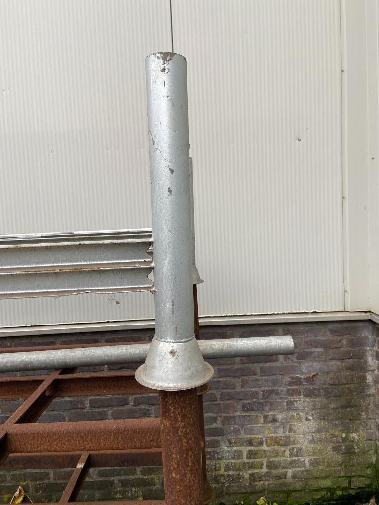 Palletvoet stapelbok palletvoeten +-50st, Doe-het-zelf en Verbouw, IJzerwaren en Bevestigingsmiddelen, Ophalen, Nieuw, 250 mm of meer