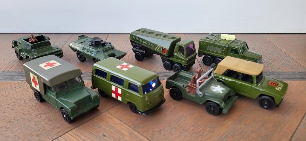 6 Militaire Voertuigen Corgi Juniors & Matchbox (1969-1976), Ophalen of Verzenden, Gebruikt, Overige typen, Matchbox