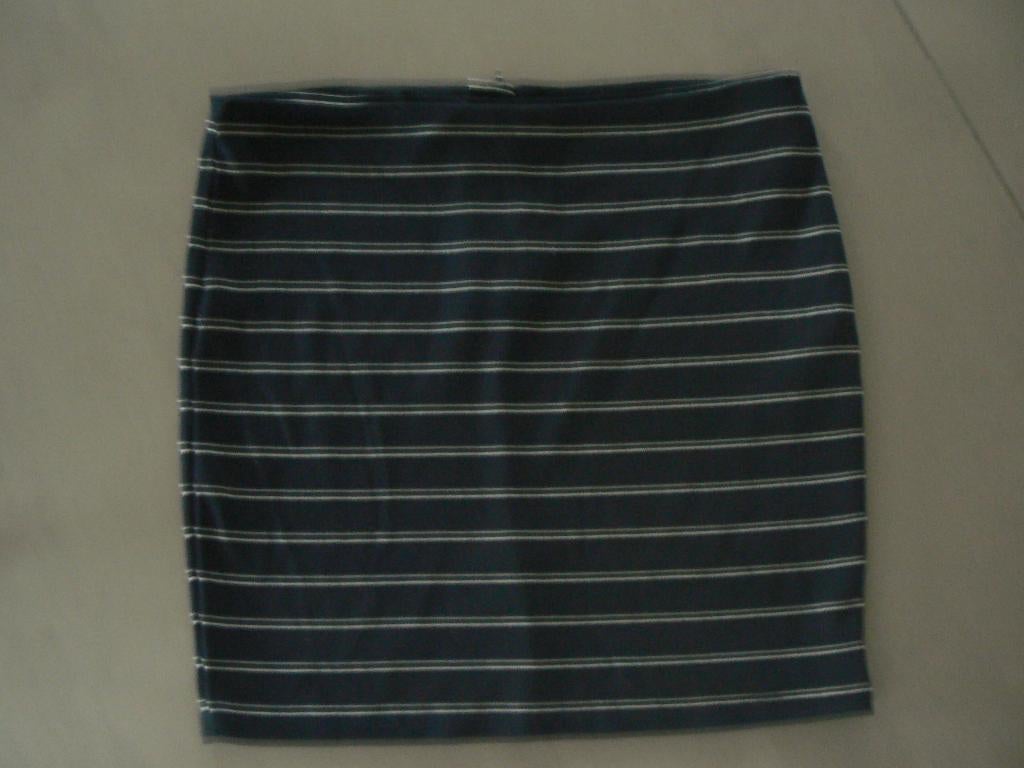 Mooi donkerblauw met wit gestreept rokje van Vila, mt M, Kleding | Dames, Rokken, Maat 38/40 (M), Blauw, Vila, Ophalen of Verzenden