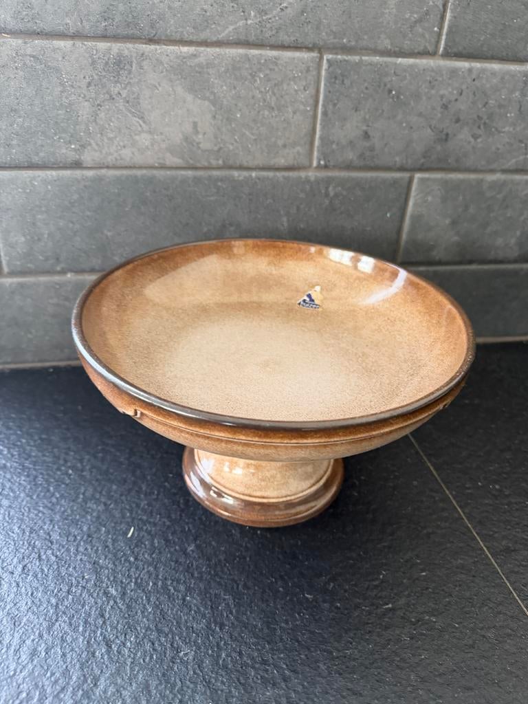 Vintage aardewerk schaal op voet Potterie driehoek huizen, Gebruikt, Schaal, Rond, Ophalen of Verzenden