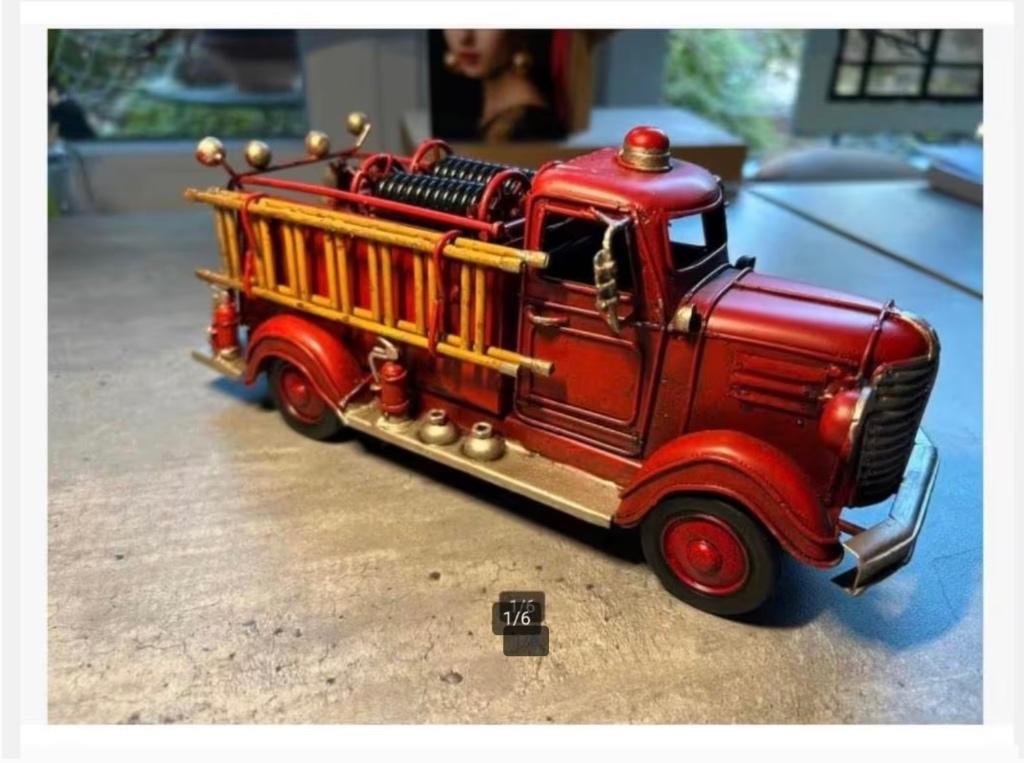 Mooie rode metalen brandweer auto Clayre & Eef, Antiek en Kunst, Ophalen of Verzenden