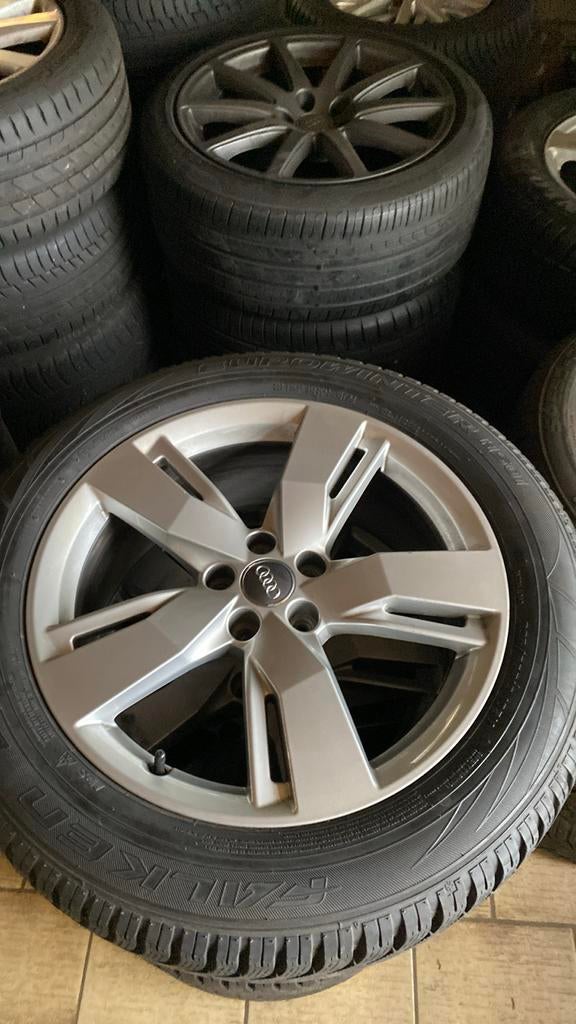 Audi q5 velg met winterbanden, Auto-onderdelen, Overige Auto-onderdelen, Ophalen, Audi