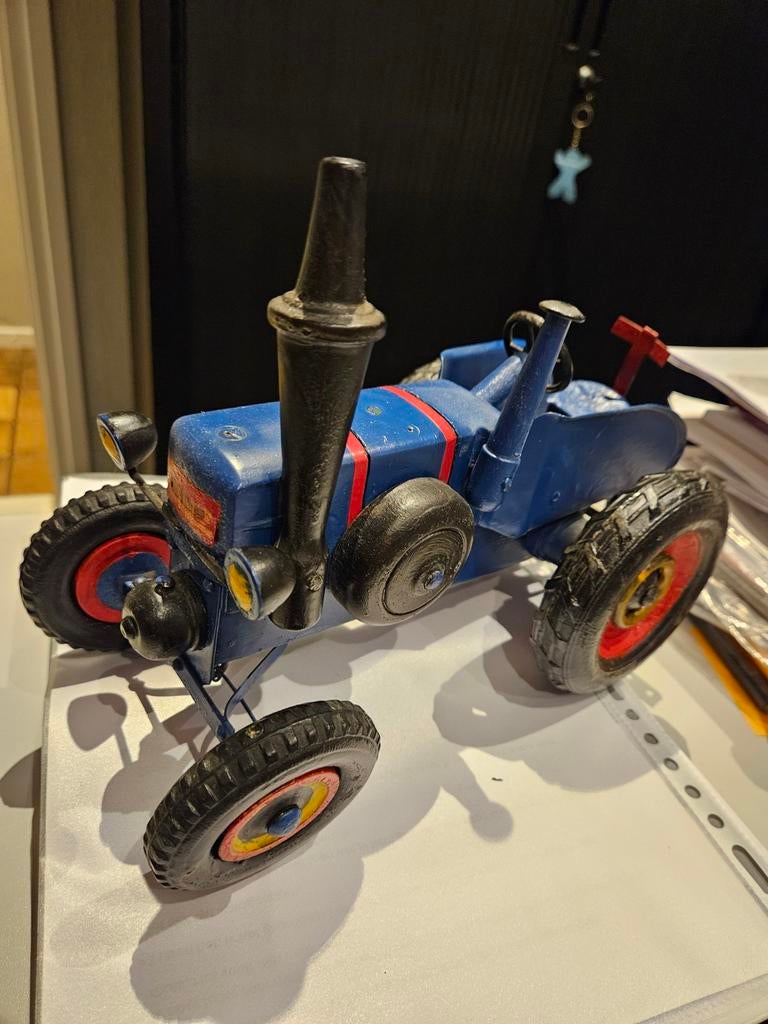 Model Tractor miniaturen( ook los te koop), Hobby en Vrije tijd, Modelbouw | Auto's en Voertuigen, Overige merken, Gebruikt, Ophalen of Verzenden