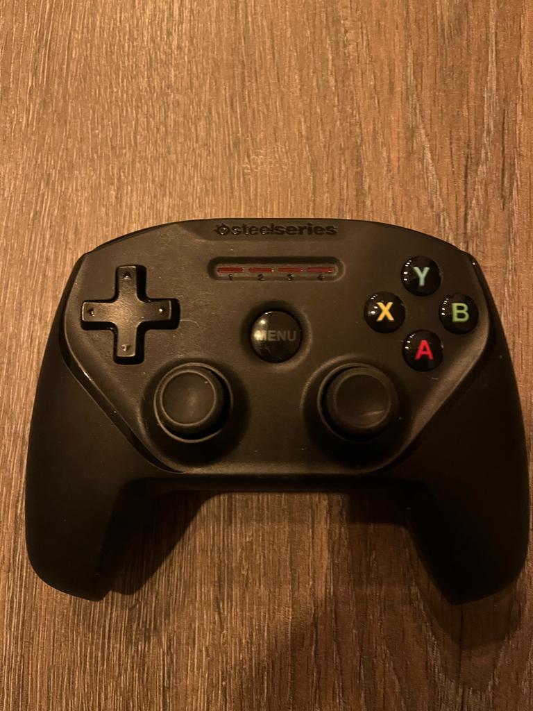 SteelSeries Nimbus Controller - zo goed als nieuw, Ophalen of Verzenden, Zo goed als nieuw