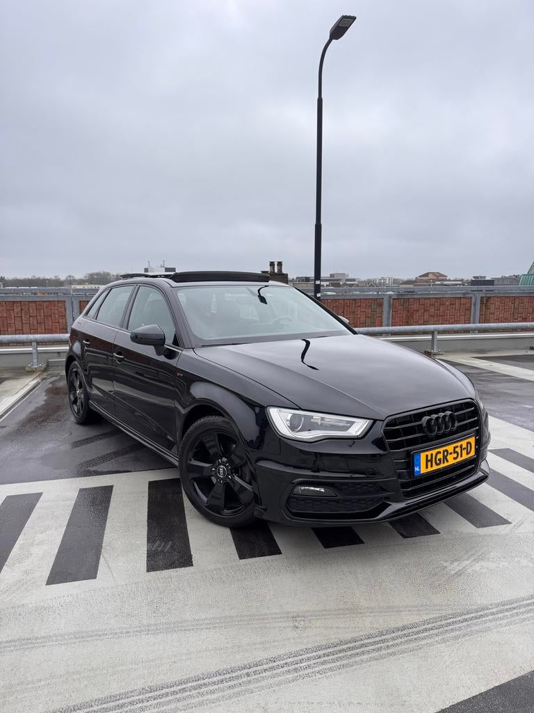 Audi A3 1.4 TFSI S-Line 2013 APK Automaat Panoramadak Cruise, Auto's, Audi, Euro 5, Zwart, Leder, 1395 cc