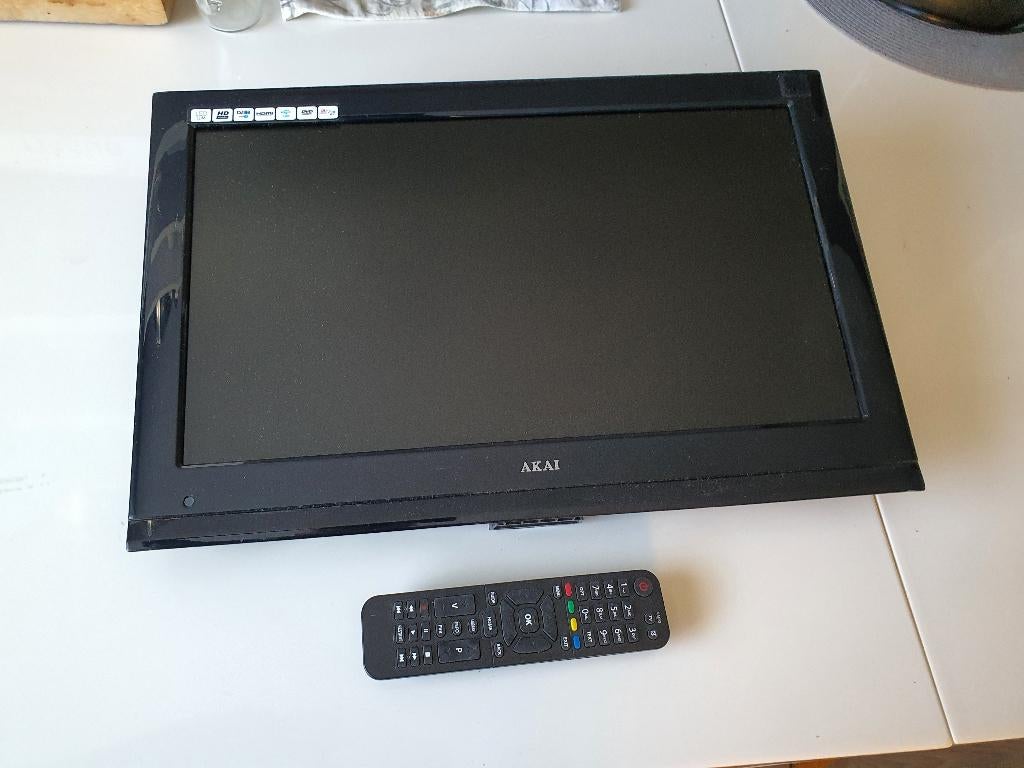 Te koop: tv + uitschuifbare beugel v camper, caravan en boot, Ophalen of Verzenden, Zo goed als nieuw