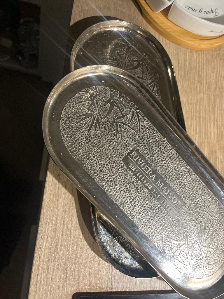 Rivièra Maison, Ophalen, Zo goed als nieuw