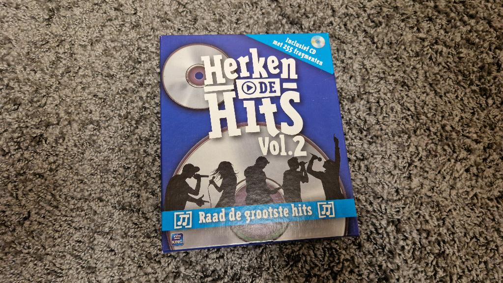 Spel Herken de Hits, Ophalen of Verzenden, Zo goed als nieuw