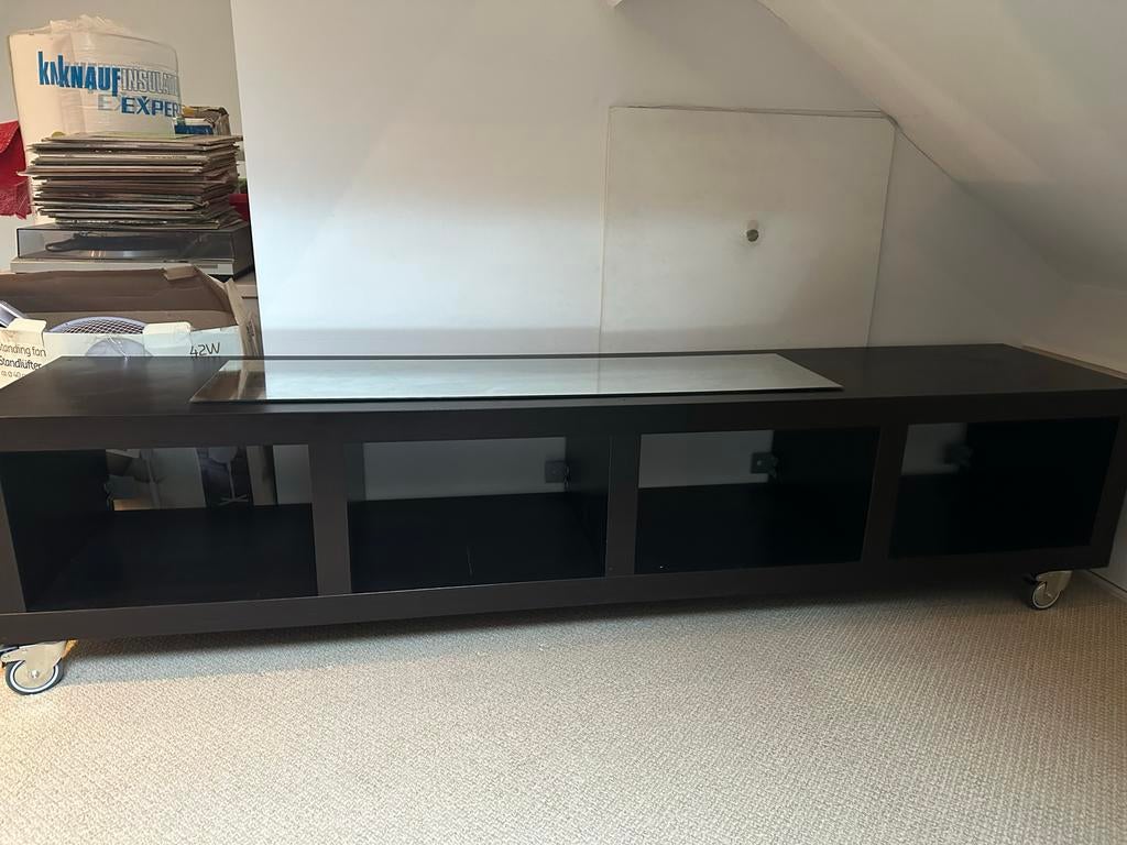 Kallax kast met wielen en spiegel, Huis en Inrichting, Kasten | Televisiemeubels, Gebruikt, Minder dan 100 cm, 150 tot 200 cm