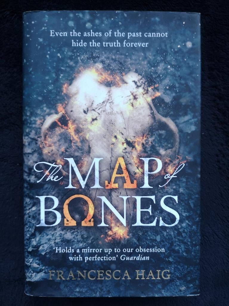 Francesca Haig, Map of Bones, Ophalen of Verzenden, Gelezen