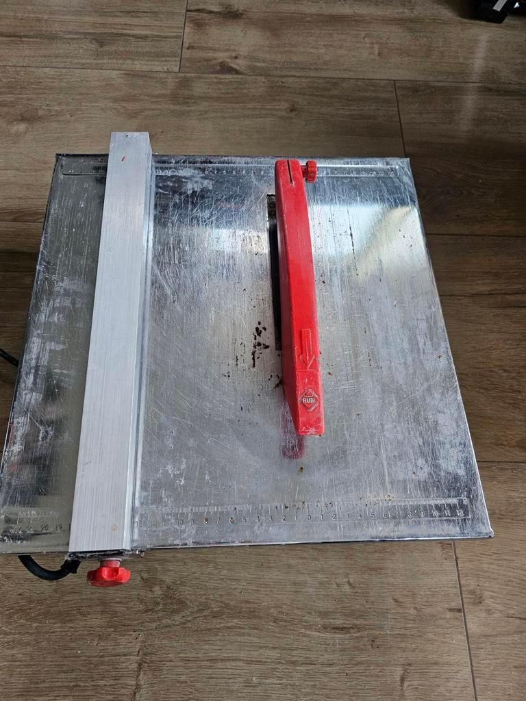 Rubi ND-180 Tegelzaagmachine - Gebruikt, Gebruikt, Cirkelzaag, Ophalen of Verzenden, 30 tot 70 mm