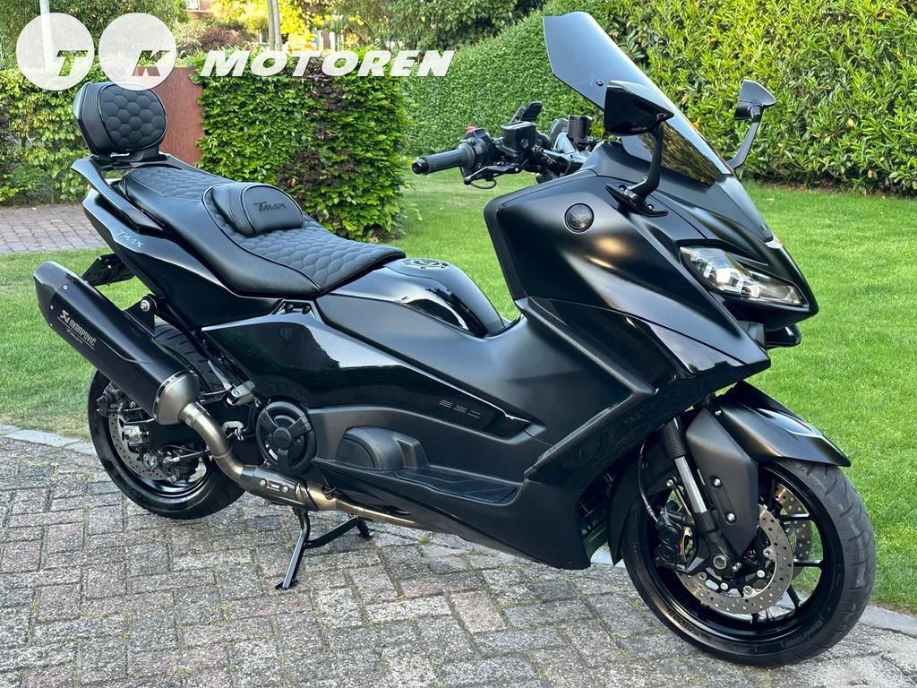 ⭐️ UNIEKE CUSTOM Yamaha TMAX 560 TECH MAX TWV €24000 !, Bedrijf, 560 cc, Minimaal motorrijbewijs A2, Handvatverwarming