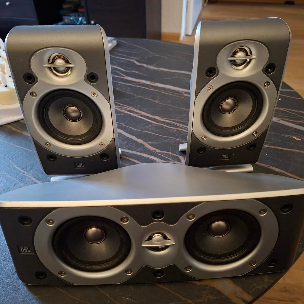 JBL SCS200.5 Center,Satelliet en Jamo rear speakers op s, Gebruikt, JBL, Ophalen of Verzenden, Surroundset zonder subwoofer