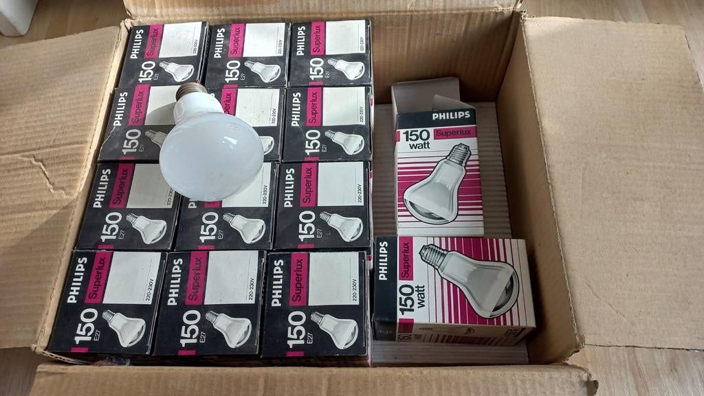 14 stuks 150W Philips gloeilampen, Ophalen of Verzenden, Minder dan 30 watt