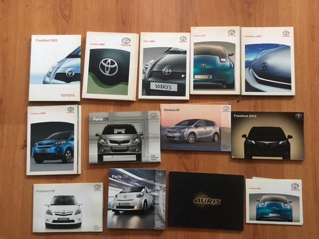 Toyota originele persmap '05 '06 '07 '08 '11, Ophalen of Verzenden, Zo goed als nieuw, Opel