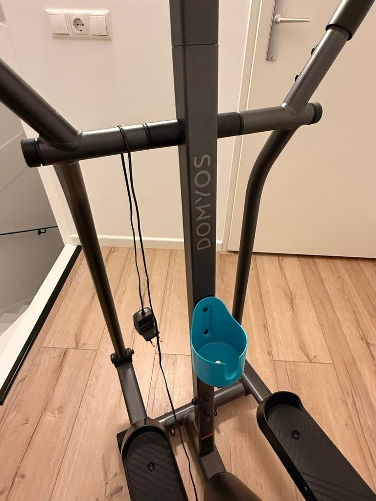 Domyos FEL120 Crosstrainer - Zo goed als nieuw, Ophalen, Armen, Zo goed als nieuw, Crosstrainer