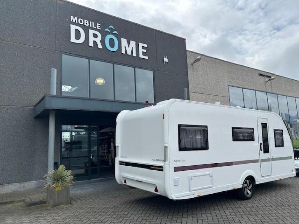 Adria Adora 532 UL Enkele bedden/Dakairco, Caravans en Kamperen, Rondzit, Bedrijf, Adria, 6 tot 7 meter