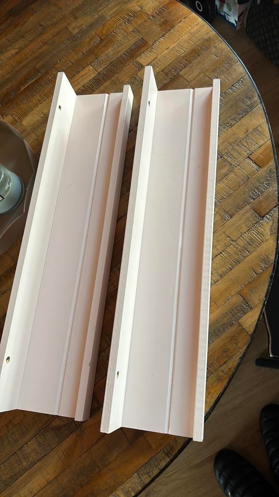 2 ikea plankje roze, Ophalen of Verzenden, Zo goed als nieuw