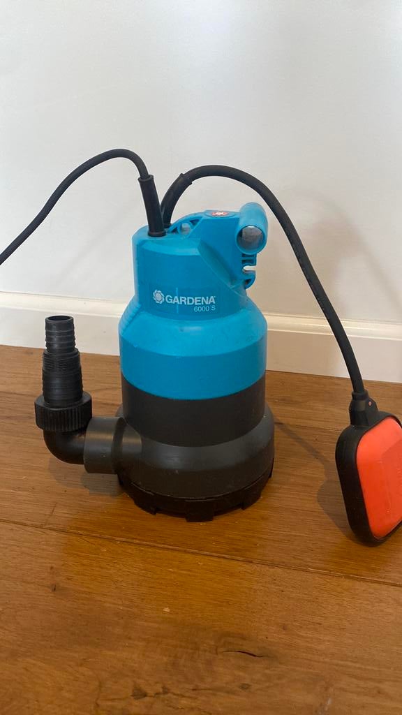 Dompelpomp Gardena met slang, Ophalen, Gebruikt, Dompelpomp