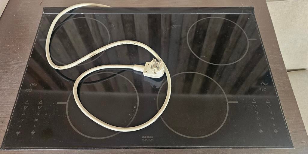 atag inductie kookplaat met 1 defecte zone, Ophalen, Gebruikt, Geen, 4 kookzones