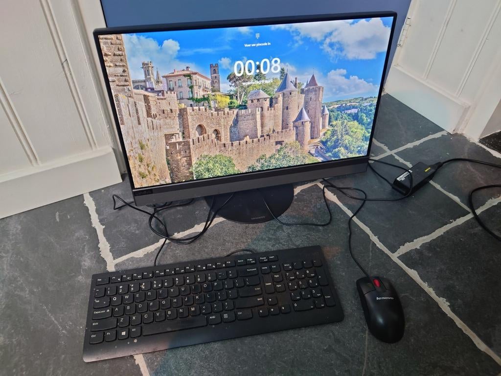 (Windows 11 Pro) Lenovo IdeaCentre AIO 520-22AST F0D6002JNY, Computers en Software, Desktop Pc's, Gebruikt, Met monitor, 8 GB