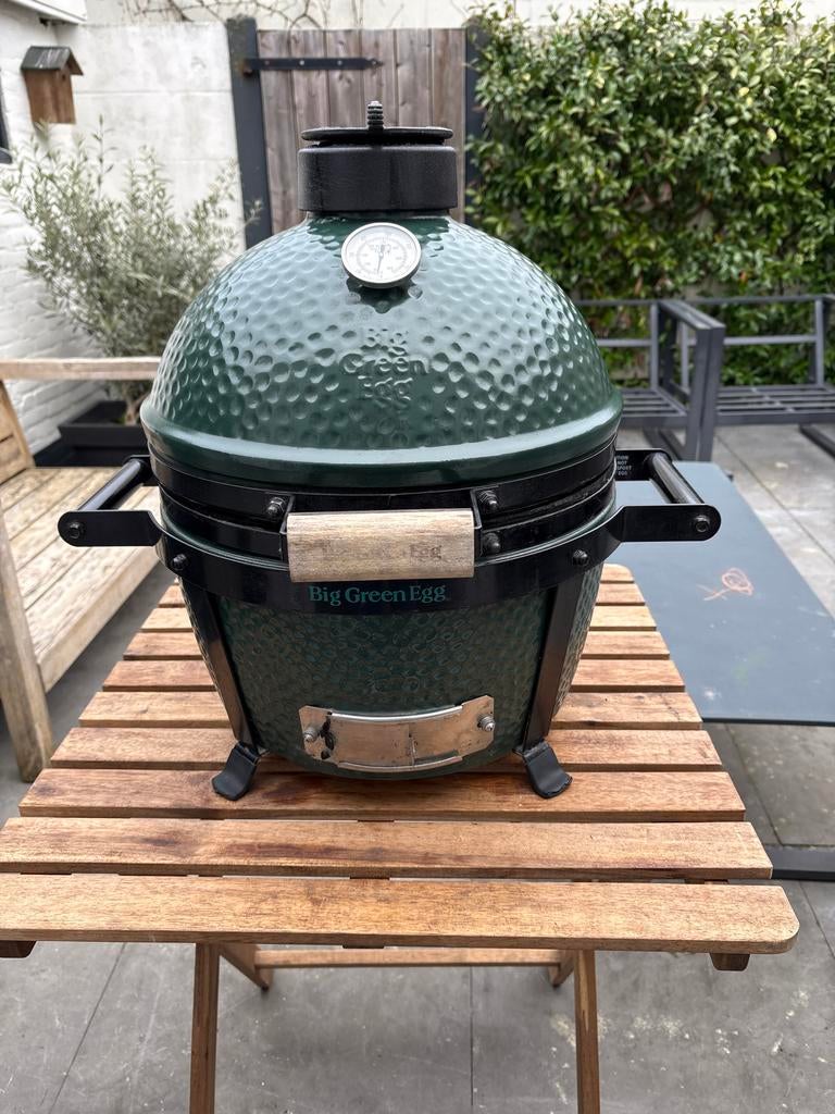 Big Green Egg MiniMax, Tuin en Terras, Houtskoolbarbecues, Ophalen, Gebruikt