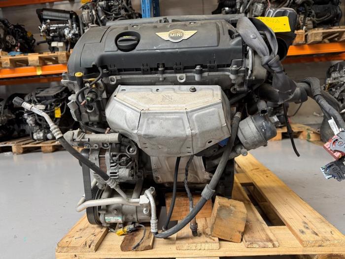 Motor van een Mini Cooper, Gebruikt, -, -, Ophalen of Verzenden