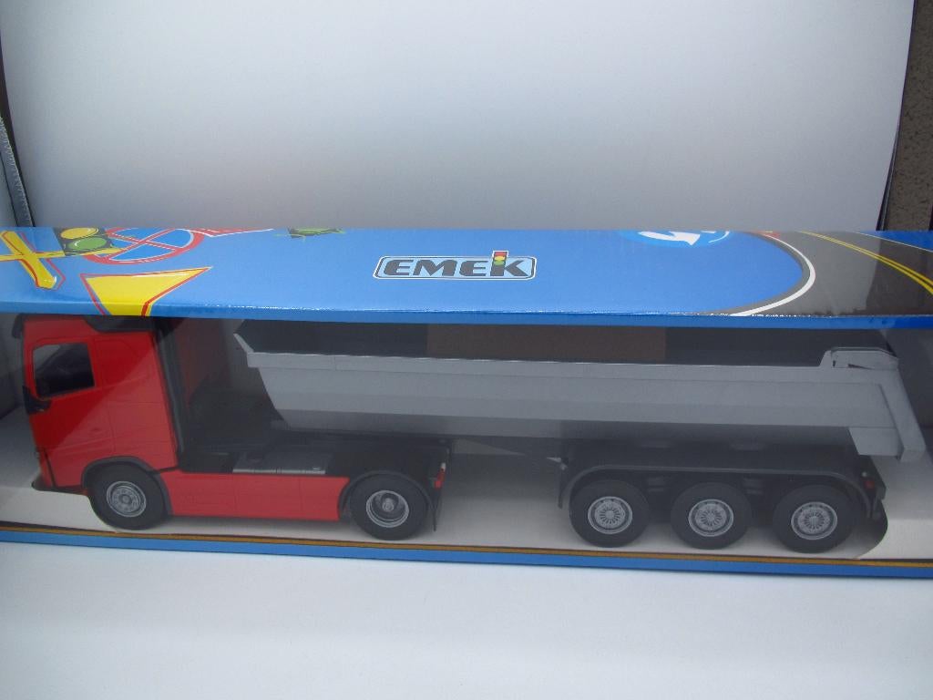 Emek - 22355 Volvo FH + Drie assige kipper in doos 1:25, Overige merken, Groter dan 1:32, Nieuw, Ophalen of Verzenden