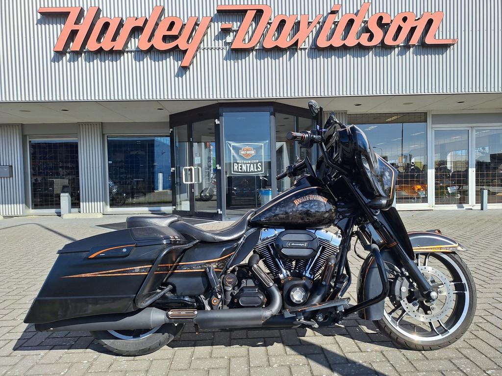 Harley-Davidson FLHX Street Glide (bj 2016), Harley-Davidson Benelux, Bedrijf, Ap.nl@harley-davidson.com, Toermotor