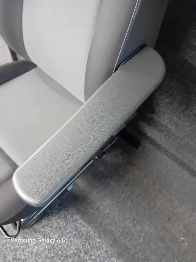 Nieuwe Renault Master Bijrijdersstoel 2010-2024, Ophalen, Nieuw