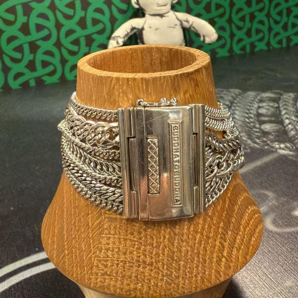 BUDDHA TO BUDDHA ARMBAND TYPE 124 E MULTI CHAIN NAT € 669,95, Sieraden, Tassen en Uiterlijk, Armbanden, Ophalen of Verzenden, Zo goed als nieuw