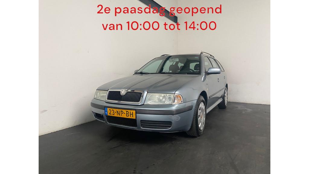 Skoda Octavia Combi 1.6 Comfort (bj 2004), Voorwielaandrijving, 1195 kg, 4 cilinders, Handgeschakeld