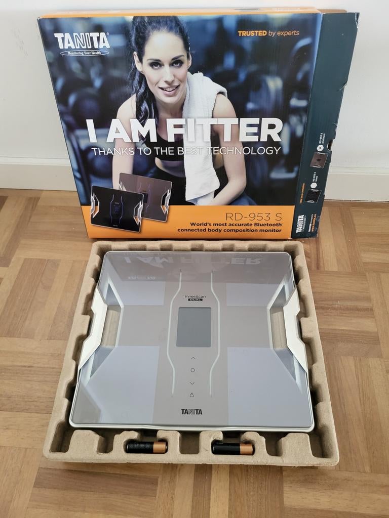 Tanita RD-953 Lichaamsanalyse weegschaal Bluetooth App, Witgoed en Apparatuur, Weegschalen, Ophalen, 100 kg of meer, Personenweegschaal