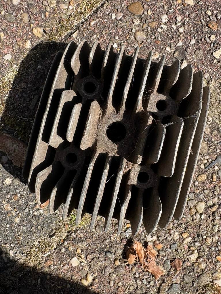 Zundapp cilinderkop, Ophalen of Verzenden, Zo goed als nieuw