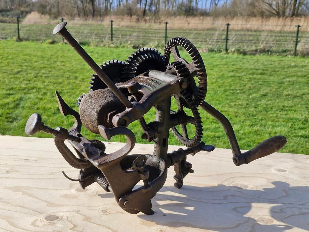 McCormick Deering messenslijpmachine - Chicago, USA 1880, Ophalen of Verzenden