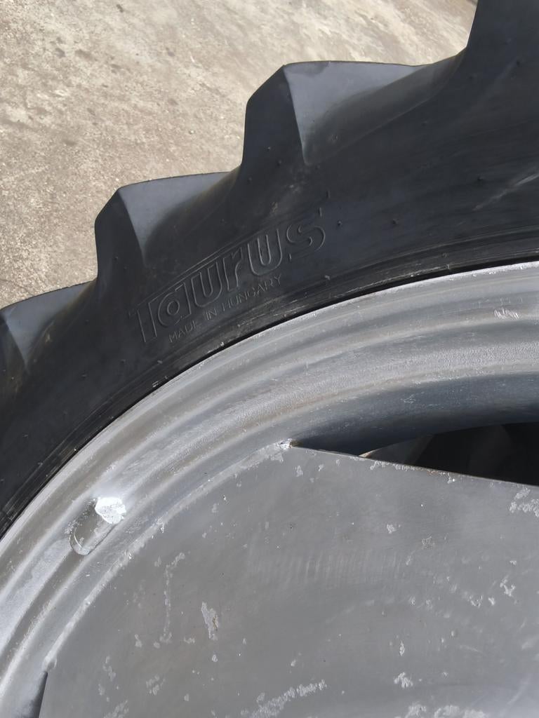 Trekkerbanden - Keuze uit welke u wilt - Diverse maten, Ophalen, Gebruikt, All Season, Band(en)