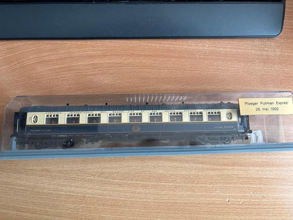 Ploeger Pullman Expres Wagon - 26 mei 1992, Hobby en Vrije tijd, Modeltreinen | H0, Overige merken, Gelijkstroom of Wisselstroom