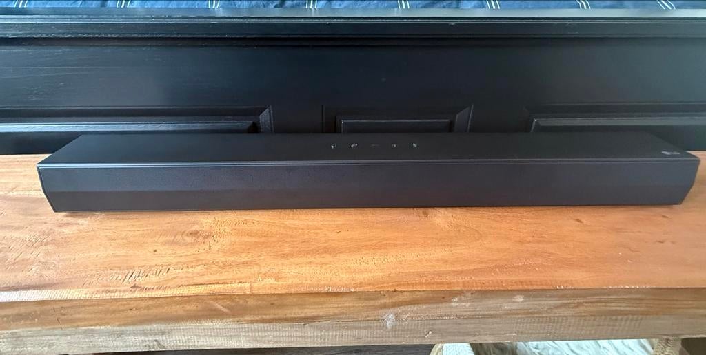 LG DS40T Soundbar met SPT4-W Subwoofer, Ophalen, Bluetooth, Zo goed als nieuw