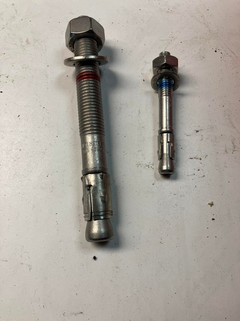 HIlTI. Doorsteekankers RVS, Ophalen, Nieuw, 100 tot 250 mm, Rvs