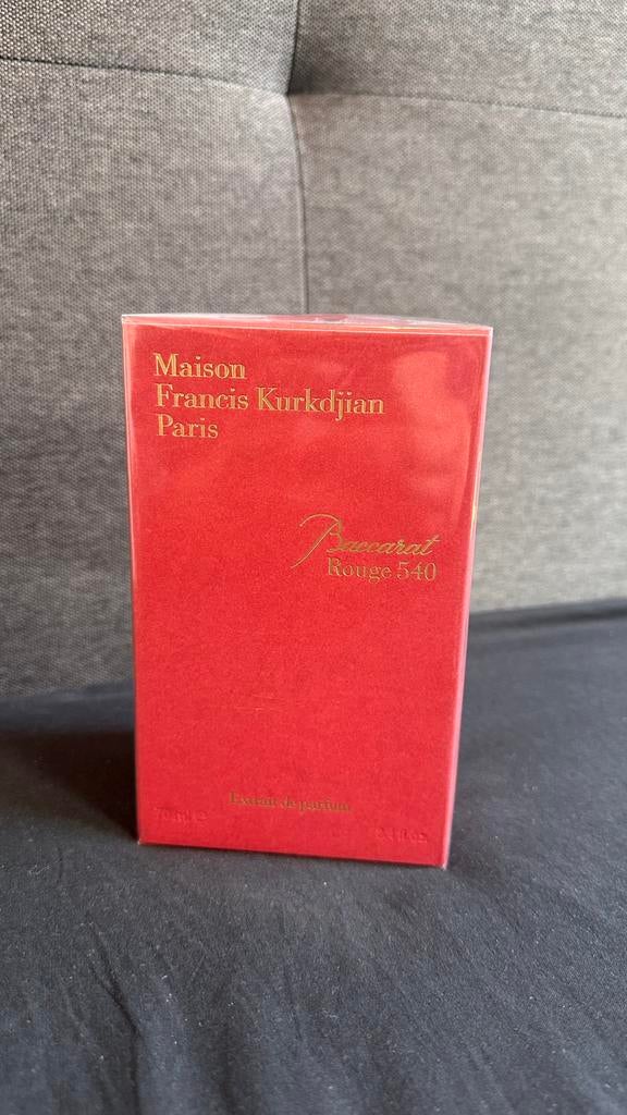 Baccarat rouge 540 Extrait de Parfum, Boeken, Ophalen of Verzenden, Zo goed als nieuw, Overige uitgevers