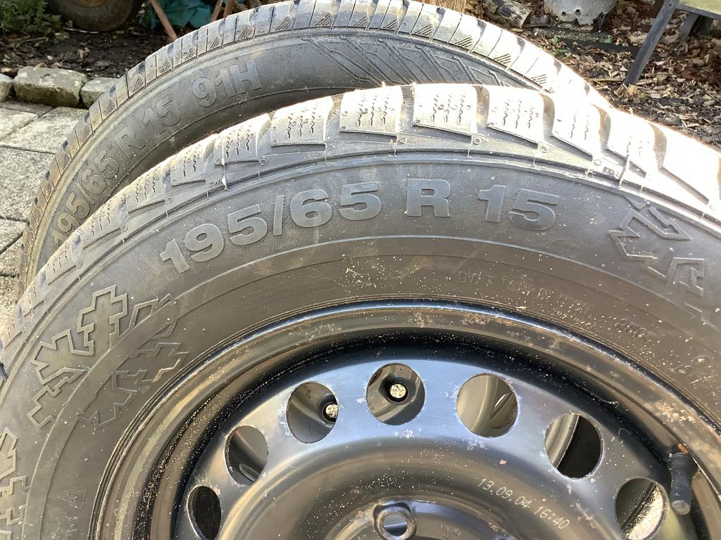 2 Continental banden met velgen 195/65 R15 voor VW Touran, Gebruikt, 15 inch, Banden en Velgen, Ophalen of Verzenden