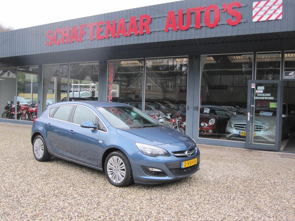 Opel Astra 1.4 Turbo Blitz met trekhaak (bj 2014), Voorwielaandrijving, Euro 5, Stof, 4 cilinders
