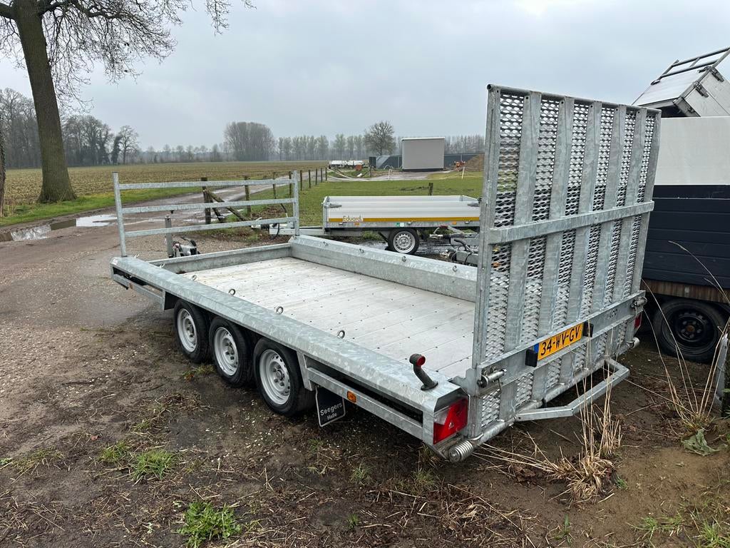 Hulco terrax tridem drieas machinetransporter !!, Ophalen of Verzenden, Zo goed als nieuw