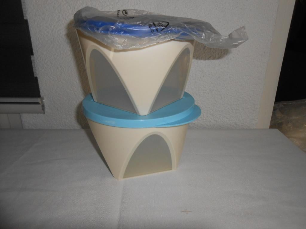 Tupperware Atlantis kom 1,5L Crème met blauw deksel NIEUW, Huis en Inrichting, Keuken | Tupperware, Ophalen of Verzenden, Nieuw